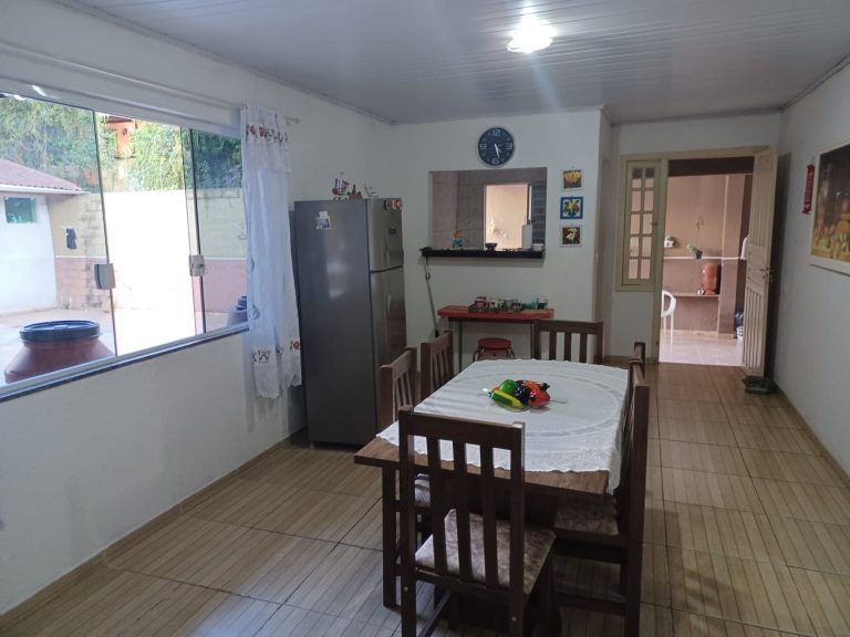 Casa – Xaxim – Alto Boqueirão – R$ 590.000,00 Casa – Xaxim – Alto Boqueirão – R$ 590.000,00
