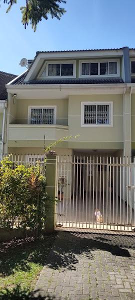 Sobrado Triplex, 05 Quartos, 156 m², Bairro Guabirotuba – R$ 850.000,00 Sobrado Triplex, 05 Quartos, 156 m², Bairro Guabirotuba – R$ 850.000,00