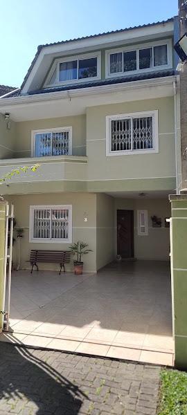 Sobrado Triplex, 05 Quartos, 156 m², Bairro Guabirotuba – R$ 850.000,00 Sobrado Triplex, 05 Quartos, 156 m², Bairro Guabirotuba – R$ 850.000,00