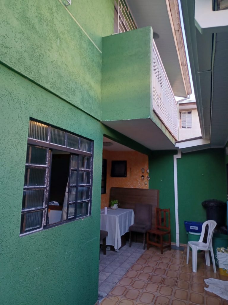 Casa – Bairro Cajuru – R$ 280.000,00 Casa – Bairro Cajuru – R$ 280.000,00