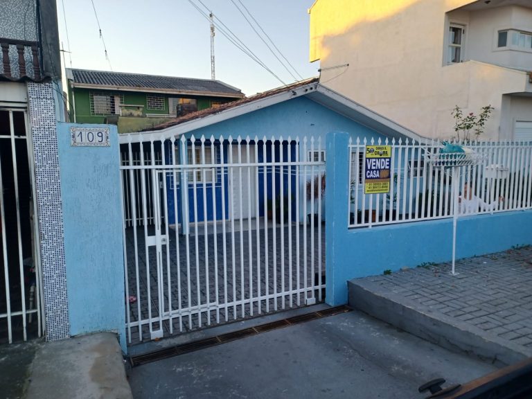 Casa – Bairro Cajuru – R$ 280.000,00 Casa – Bairro Cajuru – R$ 280.000,00