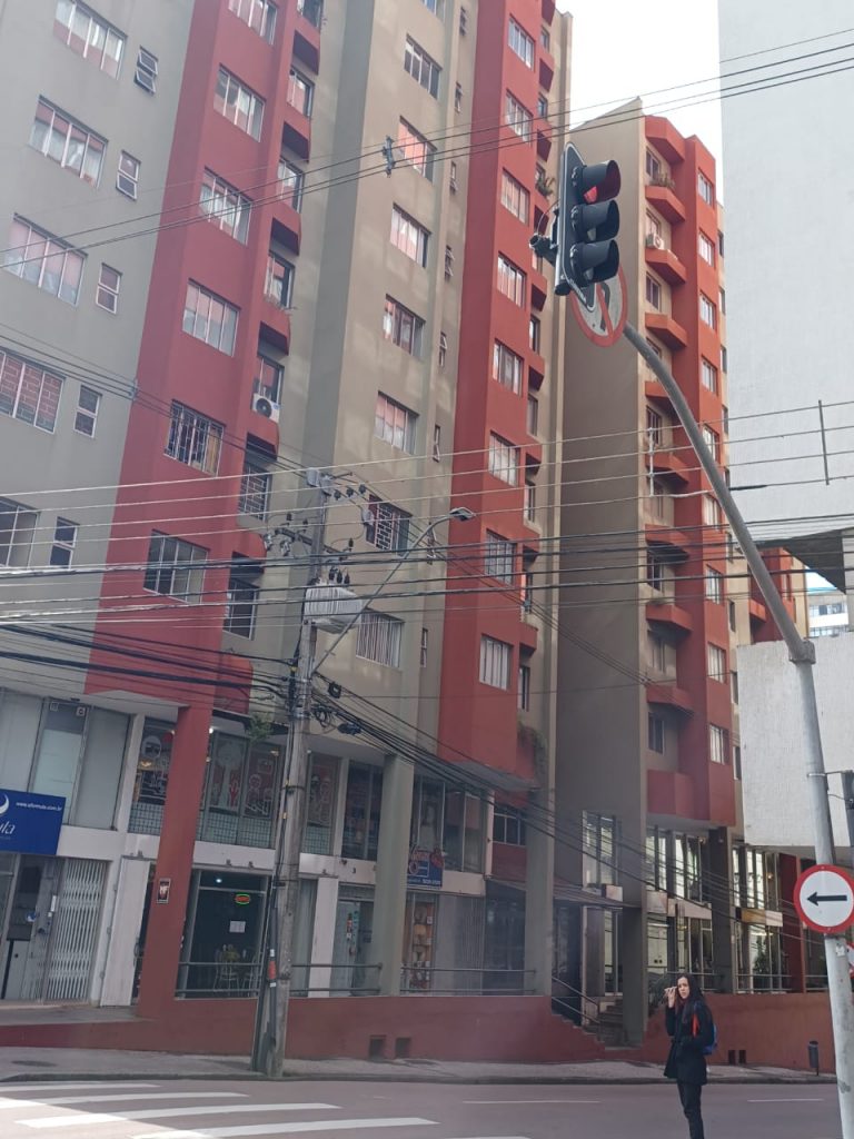 Centro Conjunto Comercial – 13 de Maio – R$ 90.000,00 Centro Conjunto Comercial – 13 de Maio – R$ 90.000,00