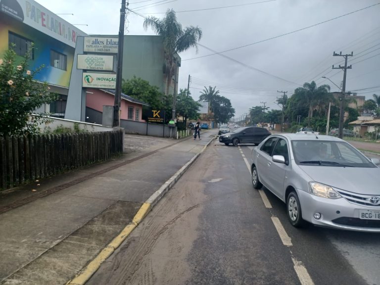 Terreno Comercial – Itapoa – Bal. Cambijú – R$ 550.000,00 Terreno Comercial – Itapoa – Bal. Cambijú – R$ 550.000,00