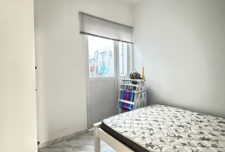Residência em Guaratuba – Piscina e aquecimento Solar – R$ 545.000,00 Residência em Guaratuba – Piscina e aquecimento Solar – R$ 545.000,00