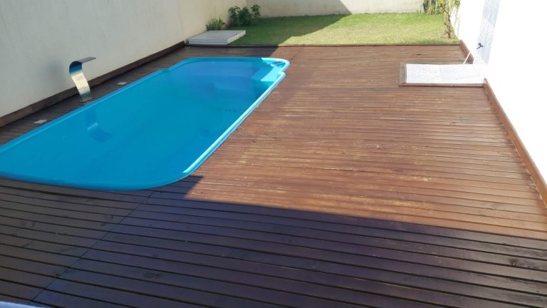 Residência em Guaratuba – Piscina e aquecimento Solar – R$ 545.000,00 Residência em Guaratuba – Piscina e aquecimento Solar – R$ 545.000,00