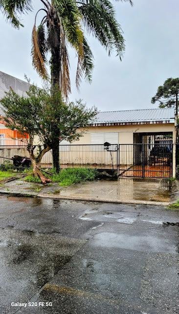Terreno na Vila Hauer, 560m2 – R$ 699.000 Terreno na Vila Hauer, 560m2 – R$ 699.000