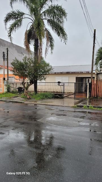 Terreno na Vila Hauer, 560m2 – R$ 699.000 Terreno na Vila Hauer, 560m2 – R$ 699.000