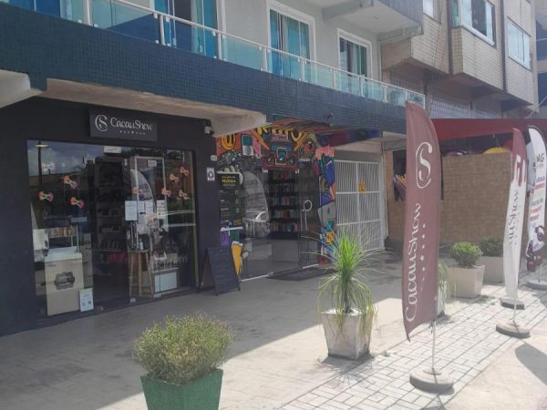 Apartamento 93m2 mais 2 kitinetes de 44m2 cada, total 181,33m2 total –  Itapoá – SC