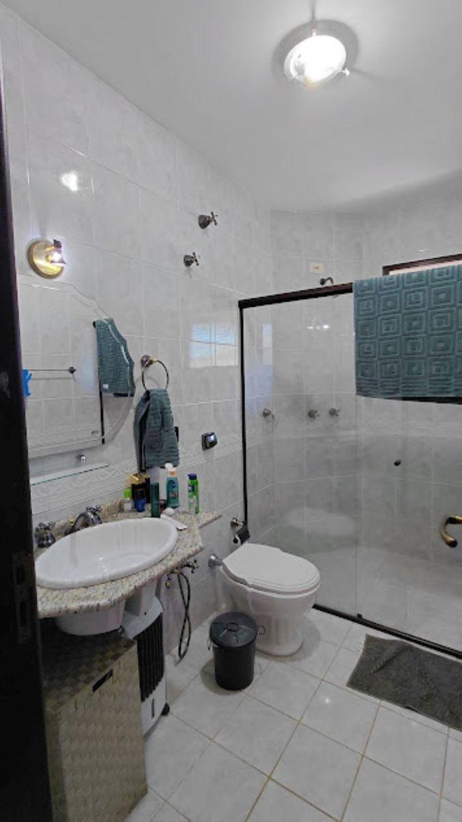 Casa · 265m² · 5 quartos · Jardim das Américas