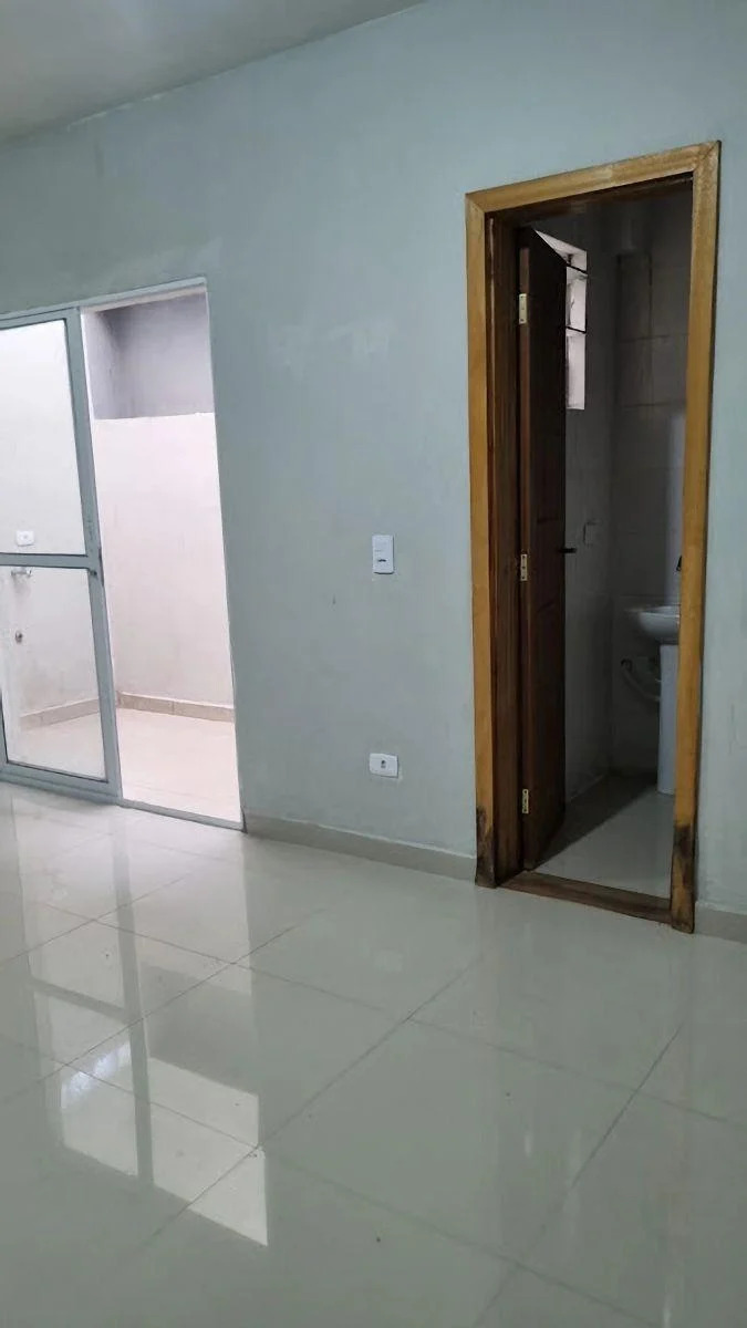 Comercial para venda 252m2 de área Construída. Lojas, salas comercias