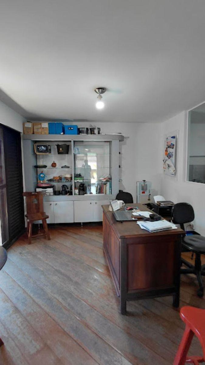Casa · 265m² · 5 quartos · Jardim das Américas