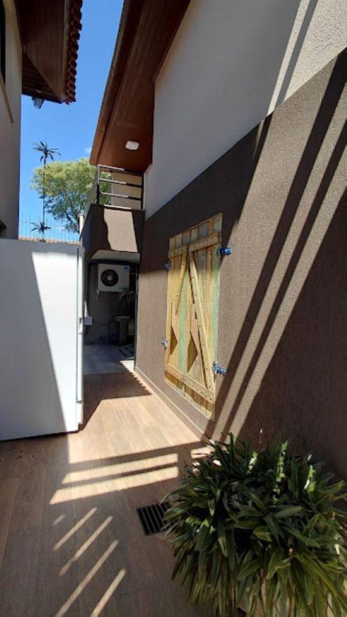 Casa · 265m² · 5 quartos · Jardim das Américas