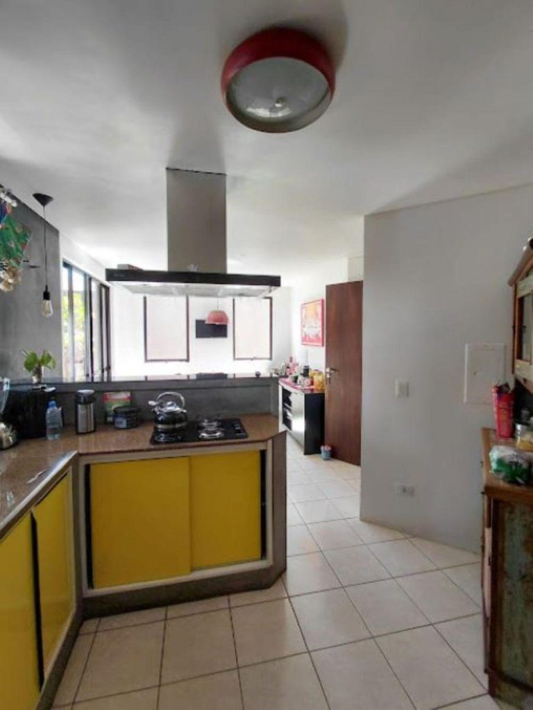 Casa · 265m² · 5 quartos · Jardim das Américas