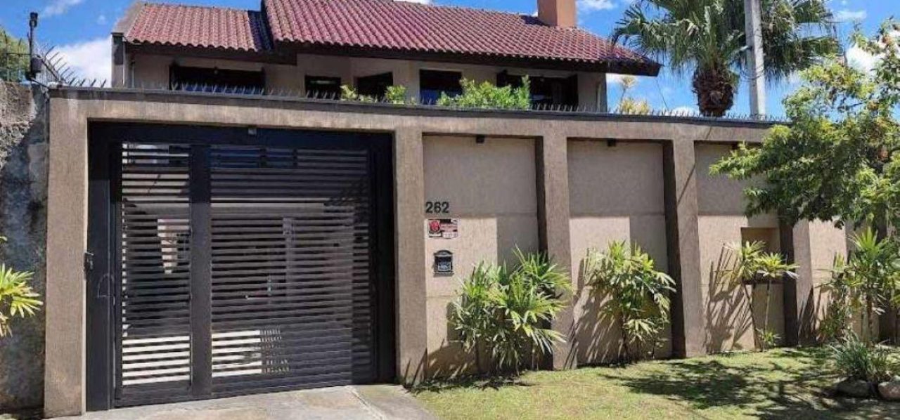 Casa · 265m² · 5 quartos · Jardim das Américas